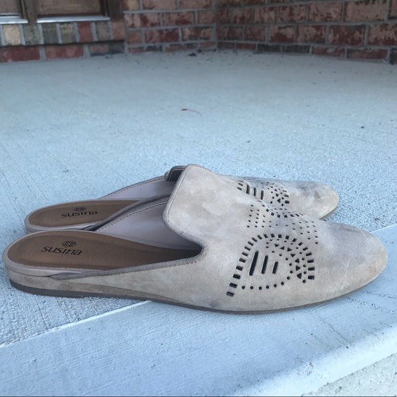 Shoes - Women’s Tan Mules